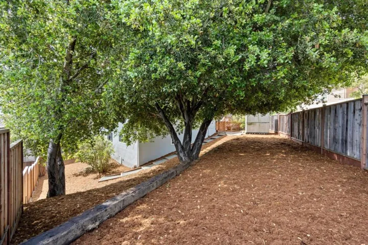 1605 Sunnyslope Avenue, Belmont, California 94002