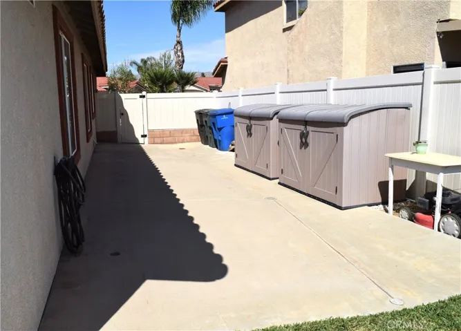 163 Cape Elizabeth Way, Riverside, California 92506