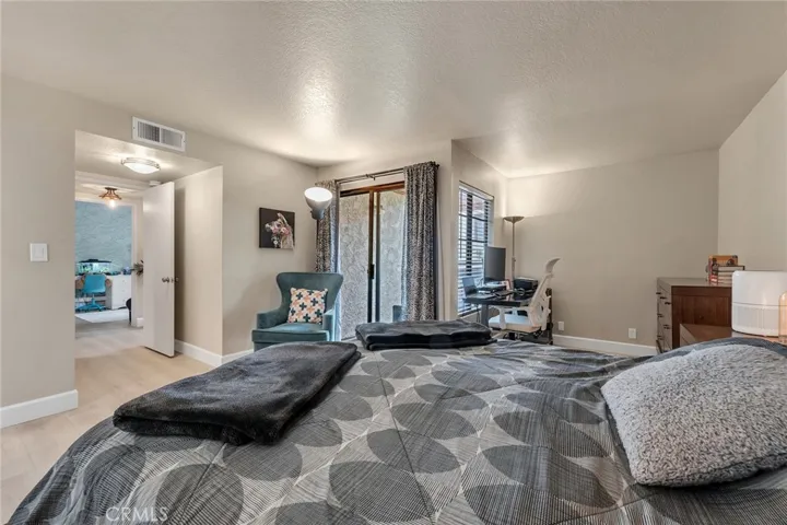 230 Bethany Road 210, Burbank, California 91504