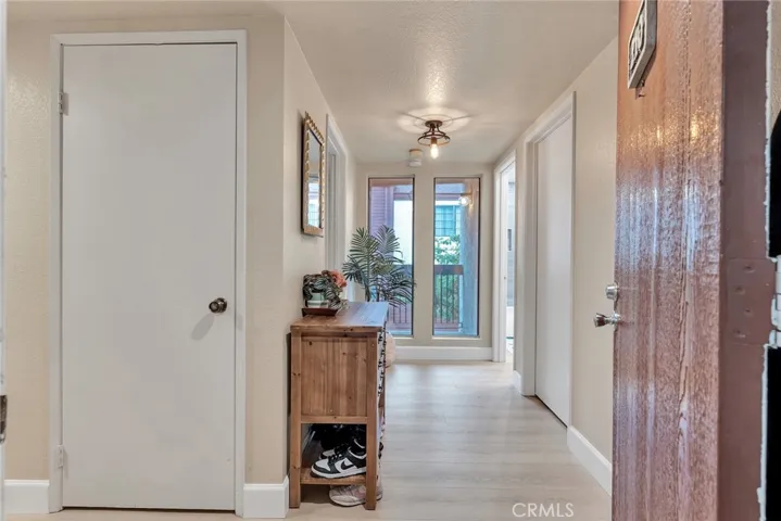 230 Bethany Road 210, Burbank, California 91504