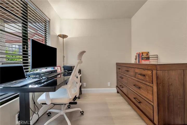 230 Bethany Road 210, Burbank, California 91504