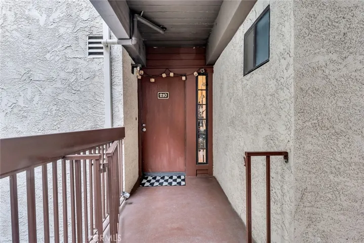 230 Bethany Road 210, Burbank, California 91504