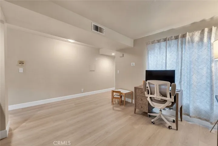 230 Bethany Road 210, Burbank, California 91504