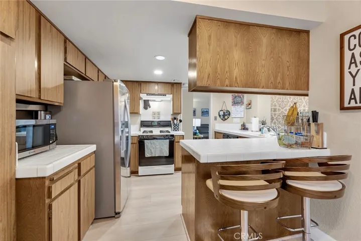 230 Bethany Road 210, Burbank, California 91504