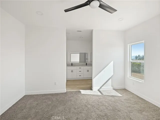 16970 Tokata Road, Apple Valley, California 92307