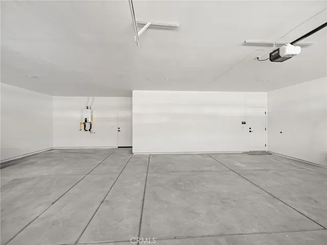 16970 Tokata Road, Apple Valley, California 92307