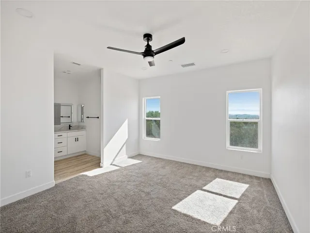 16970 Tokata Road, Apple Valley, California 92307