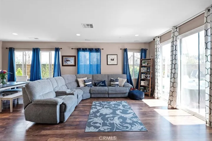 15759 Fan Palm Street, Fontana, California 92336