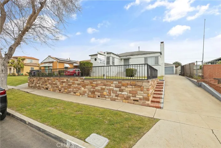 10214 Ruthelen Street, Los Angeles, California 90047
