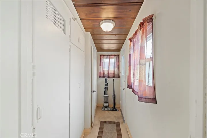 10214 Ruthelen Street, Los Angeles, California 90047