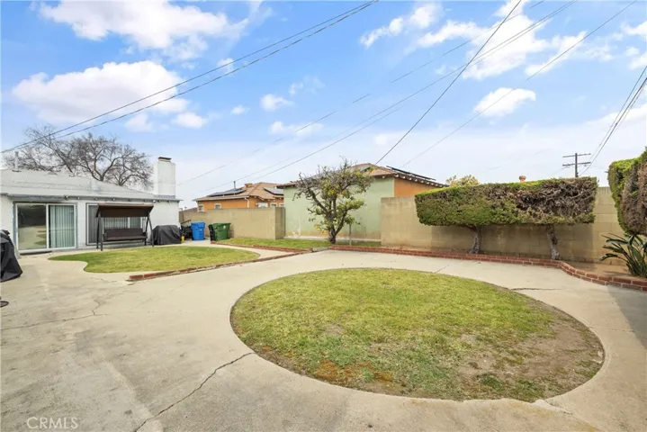 10214 Ruthelen Street, Los Angeles, California 90047