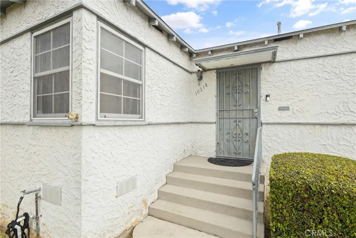 10214 Ruthelen Street, Los Angeles, California 90047