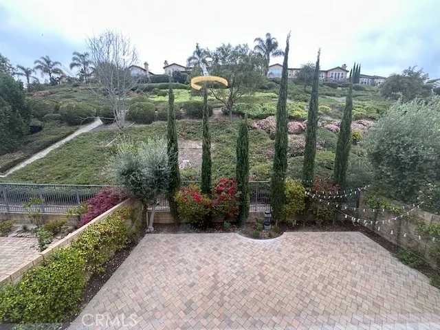 27556 Country Lane Road, Laguna Niguel, California 92677