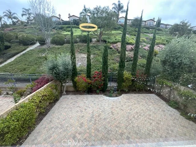 27556 Country Lane Road, Laguna Niguel, California 92677
