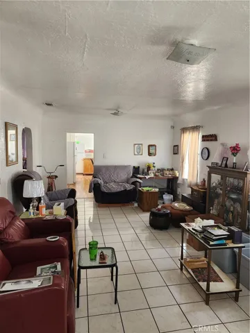 354 E 115th Street, Los Angeles, California 90061