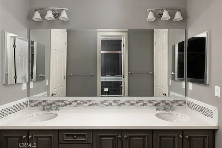 Double sink bathroom upstairs.
