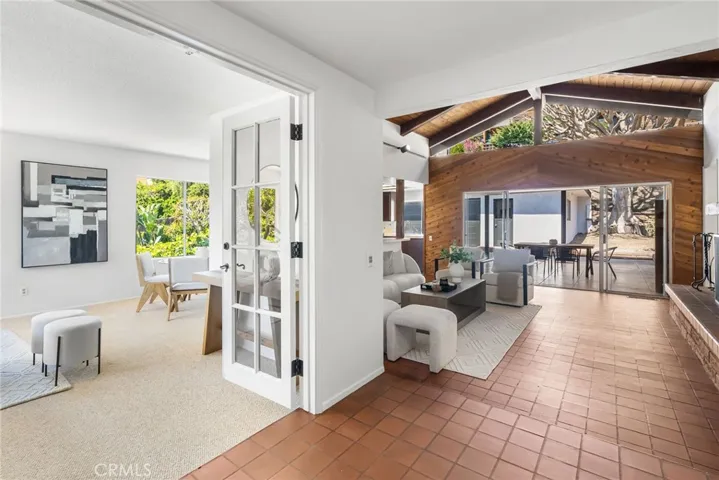 1390 Dunning Drive, Laguna Beach, California 92651