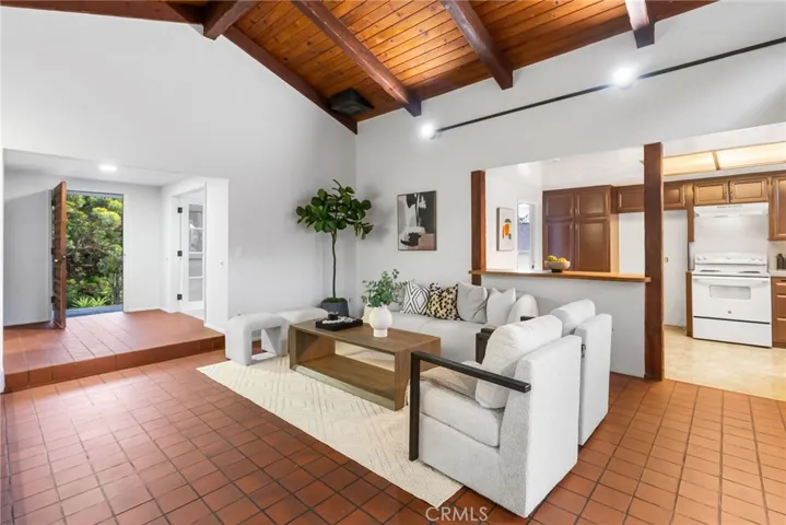 1390 Dunning Drive, Laguna Beach, California 92651