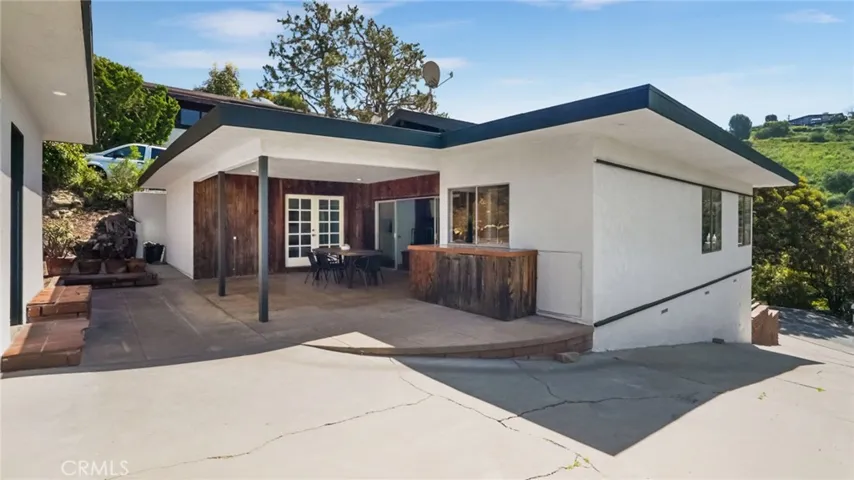 1390 Dunning Drive, Laguna Beach, California 92651
