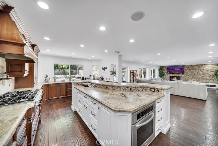 21865 Todd Avenue, Yorba Linda, California 92887