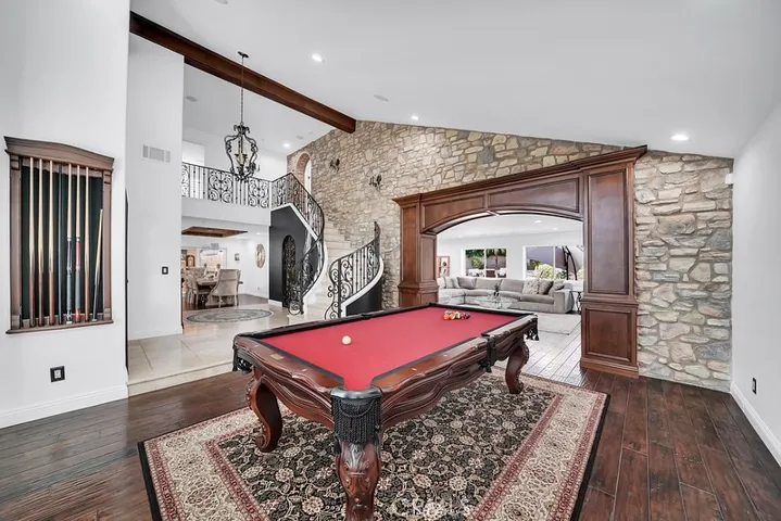 21865 Todd Avenue, Yorba Linda, California 92887