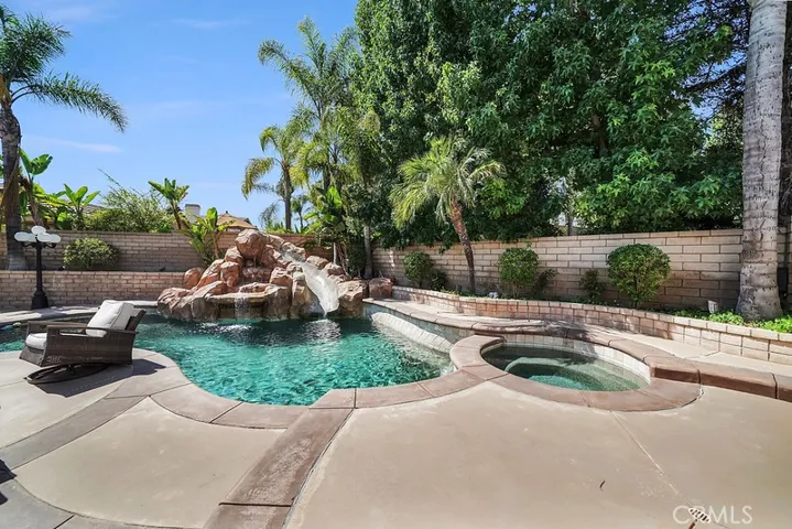 21865 Todd Avenue, Yorba Linda, California 92887
