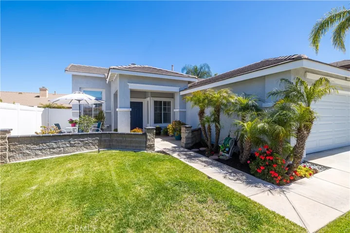 Perfect Front 
Garden Area