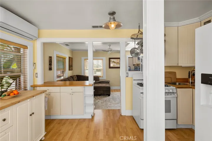 1112 Acacia Avenue, Huntington Beach, California 92648