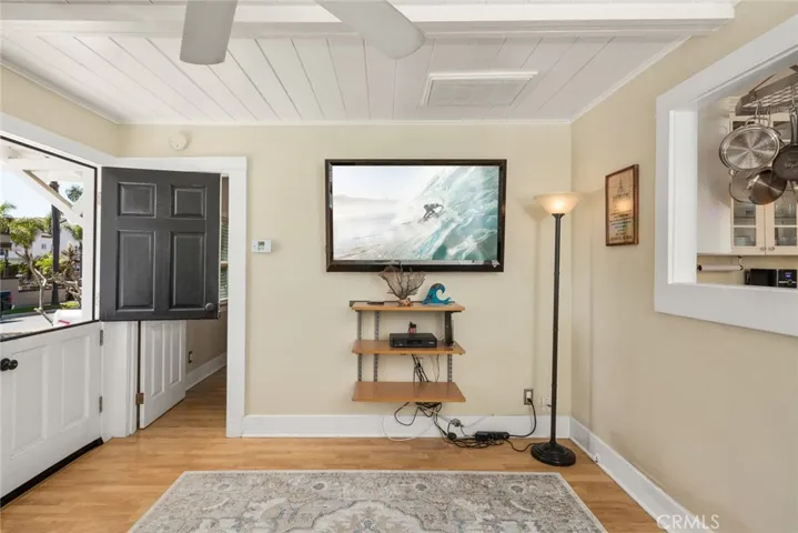 1112 Acacia Avenue, Huntington Beach, California 92648