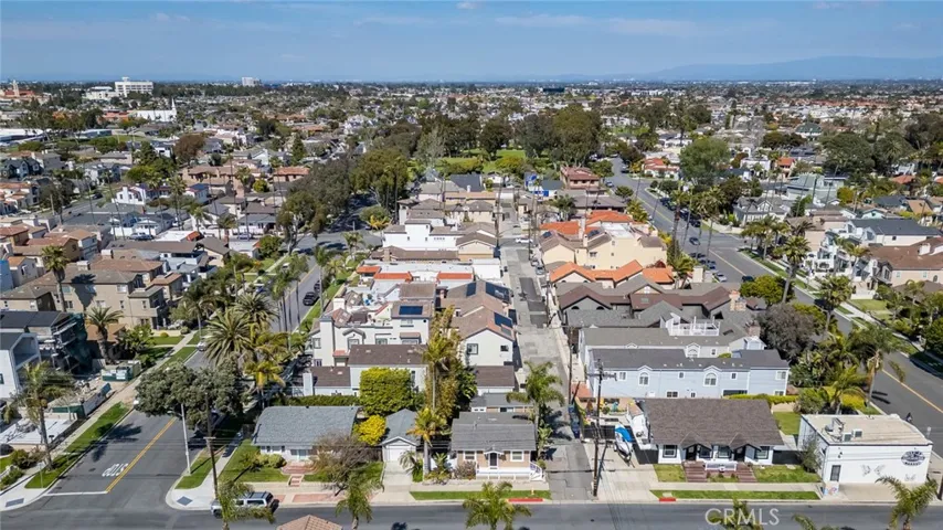 1112 Acacia Avenue, Huntington Beach, California 92648