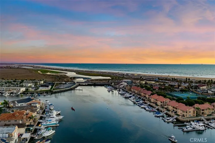 1112 Acacia Avenue, Huntington Beach, California 92648