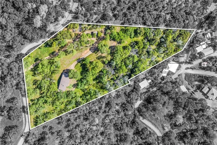 11007 Crestview Drive, Clearlake, California 95422