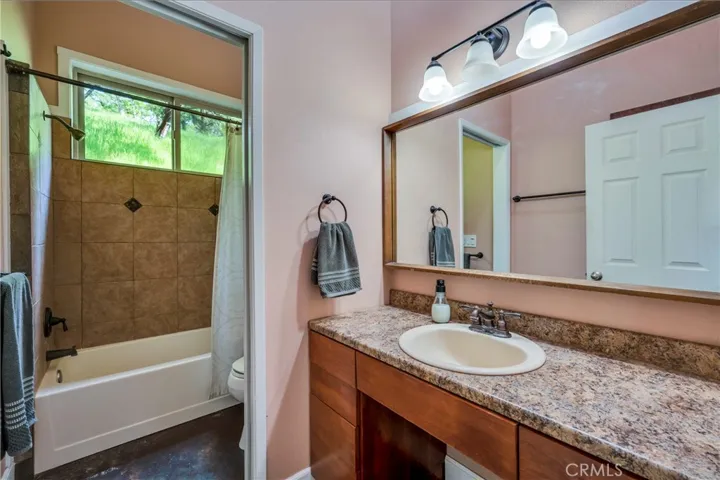11007 Crestview Drive, Clearlake, California 95422