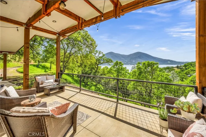 11007 Crestview Drive, Clearlake, California 95422