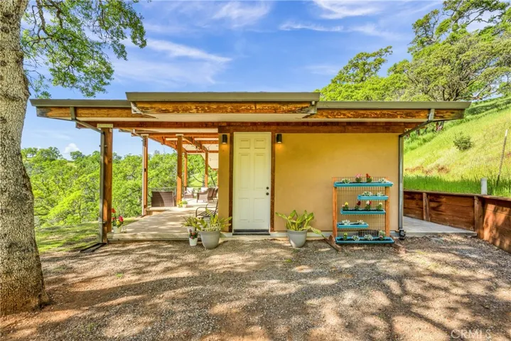 11007 Crestview Drive, Clearlake, California 95422