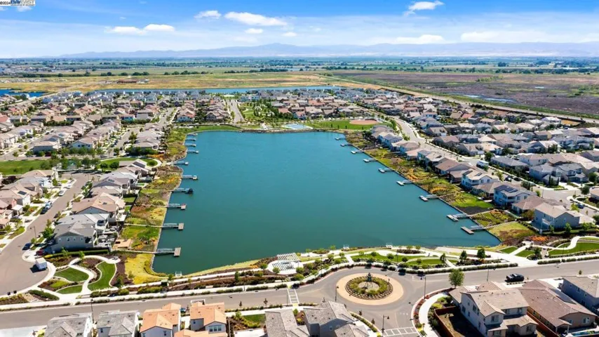 1614 Offshore Way, Lathrop, California 95330