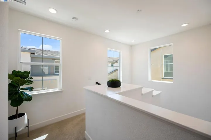 1614 Offshore Way, Lathrop, California 95330