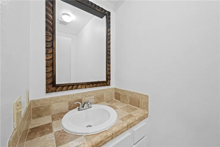888 Victor Avenue 9, Inglewood, California 90302