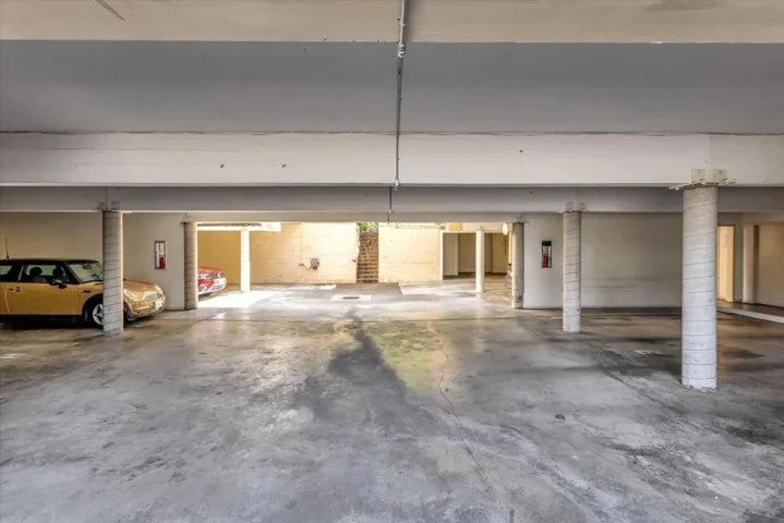487 James Road, Palo Alto, California 94306