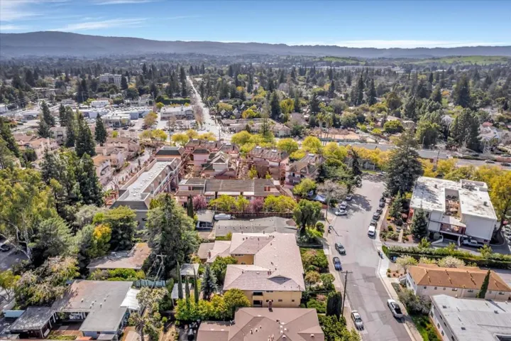 487 James Road, Palo Alto, California 94306