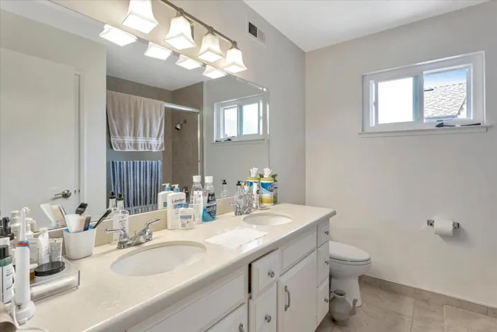 487 James Road, Palo Alto, California 94306