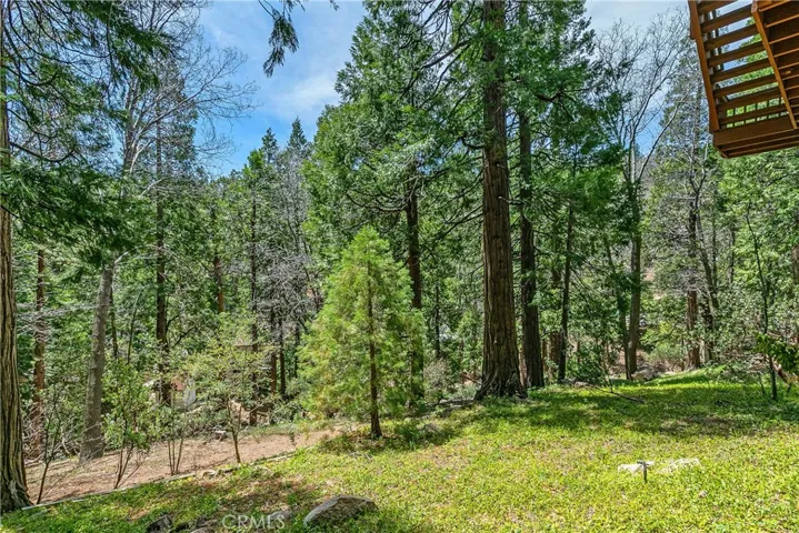27391 Alpen Drive, Lake Arrowhead, California 92352