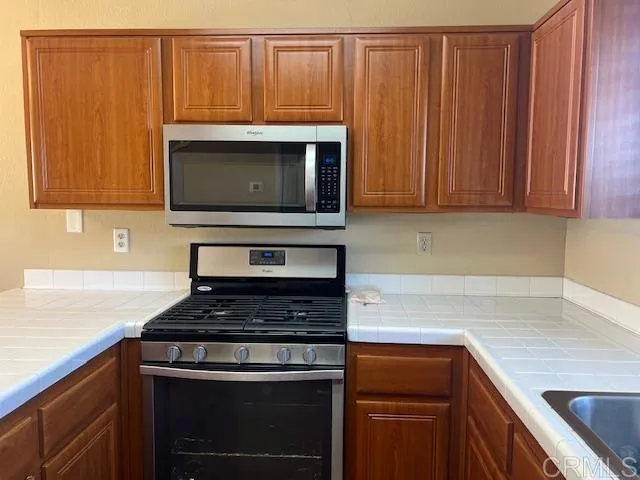 1302 Palomar Pl 13, Vista, California 92084