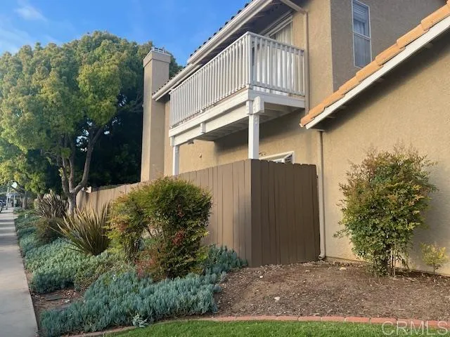 1302 Palomar Pl 13, Vista, California 92084