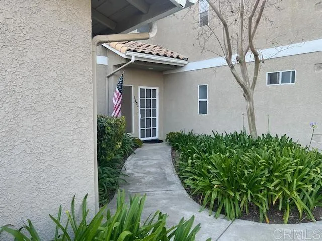 1302 Palomar Pl 13, Vista, California 92084