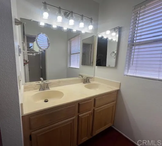 1302 Palomar Pl 13, Vista, California 92084