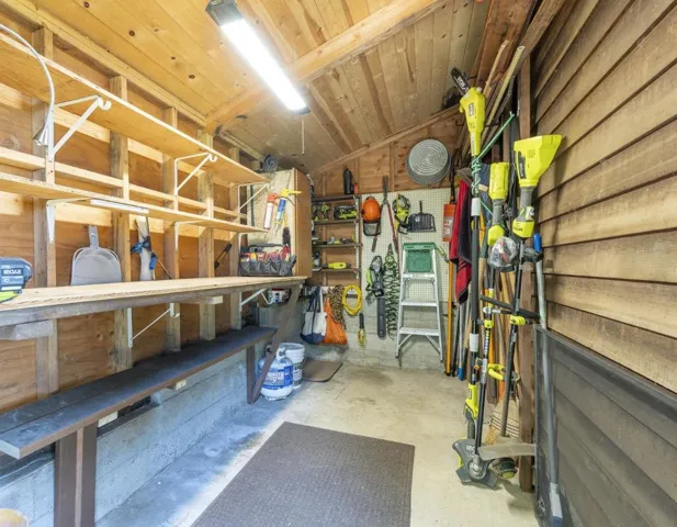 39858 Leeward Road, None, California 95497
