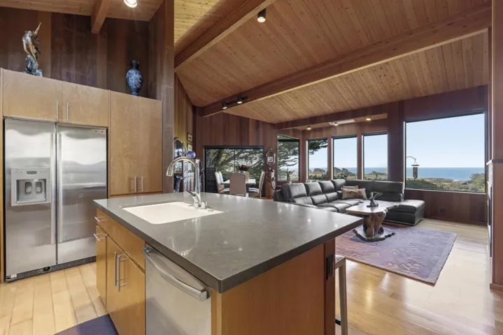 39858 Leeward Road, None, California 95497