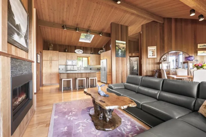 39858 Leeward Road, None, California 95497
