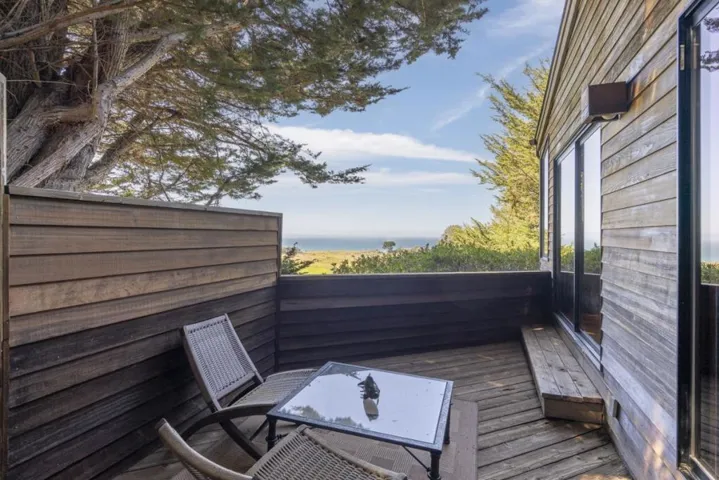 39858 Leeward Road, None, California 95497